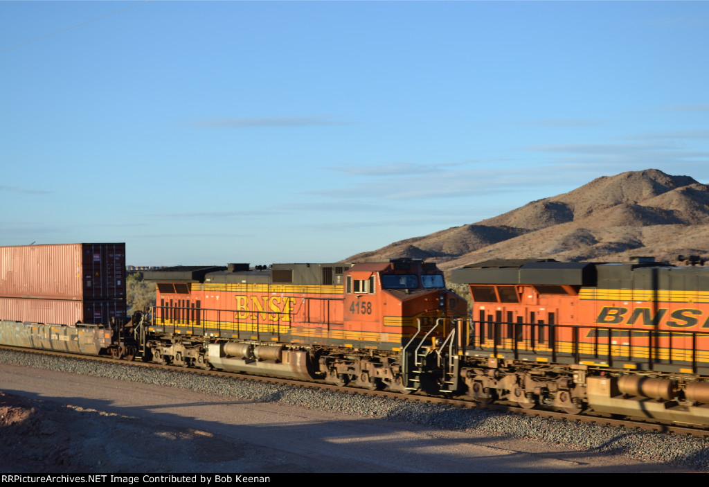 BNSF 4158